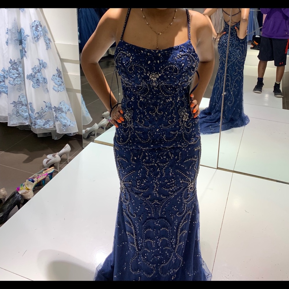 Dress - Picture 2 of 4